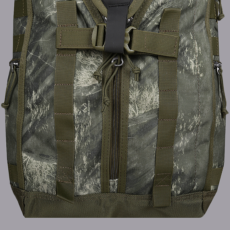  зеленый рюкзак Nike SFS Recruit Printed Backpack 30L BA6377-395 - цена, описание, фото 3